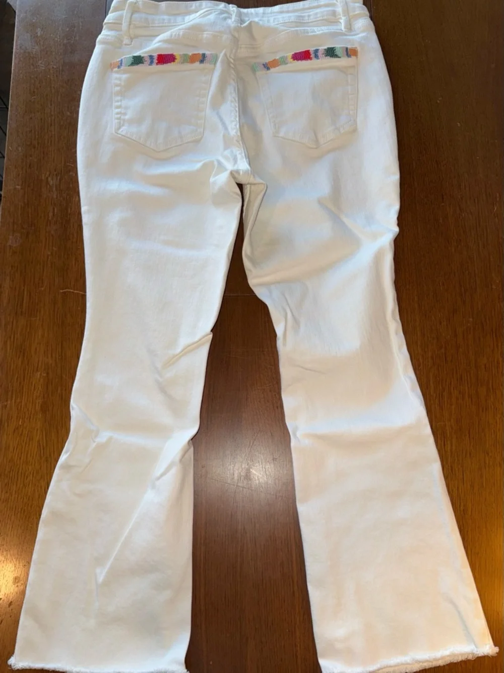 Candace Cameron Bure White Jeans - Picture 11 of 14